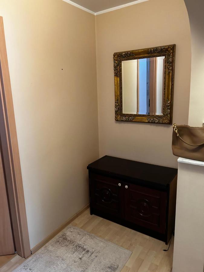 Lalelelor Apartment Suceava Eksteriør bilde